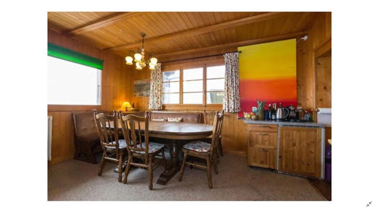 Chalet Traditionnel Avec Jacuzzi Exterieur *